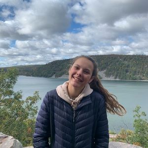 Meet your Posher, Elle